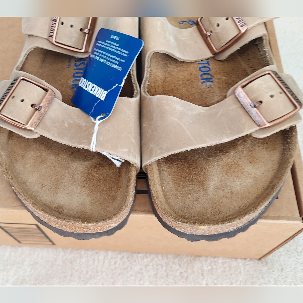 Birkenstock Arizona Tobacco Brown Leather Unisex Sandals Women's 11R/Mens 9R NWT - Picture 12 of 16